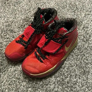 Kids Nike Kyrie 6, Size 4Y